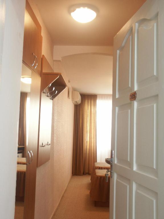 Marrion Hotel Odessa Room photo